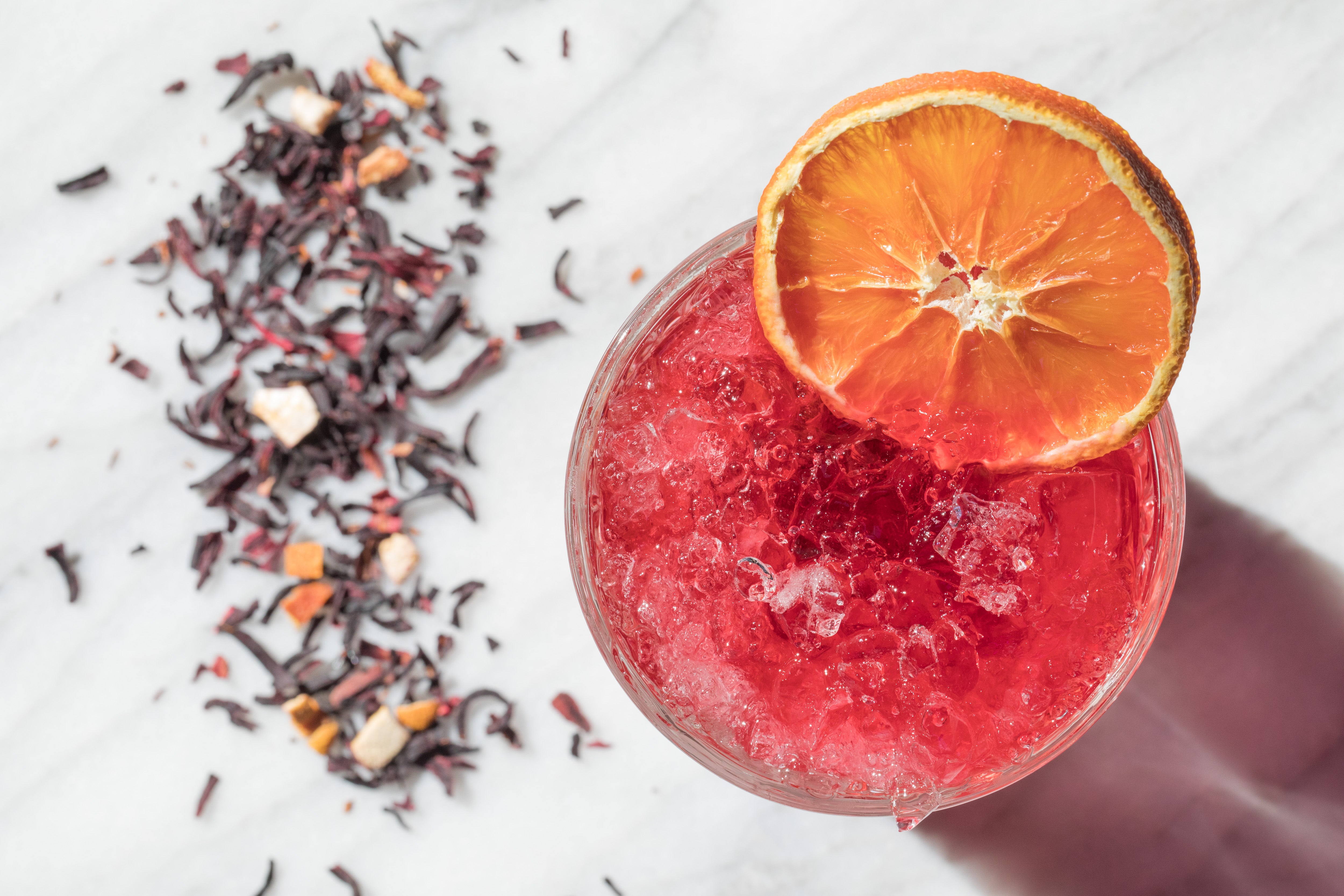 http://www.smithtea.com/cdn/shop/articles/Hibiscus_Mocktail-8.jpg?v=1590085123