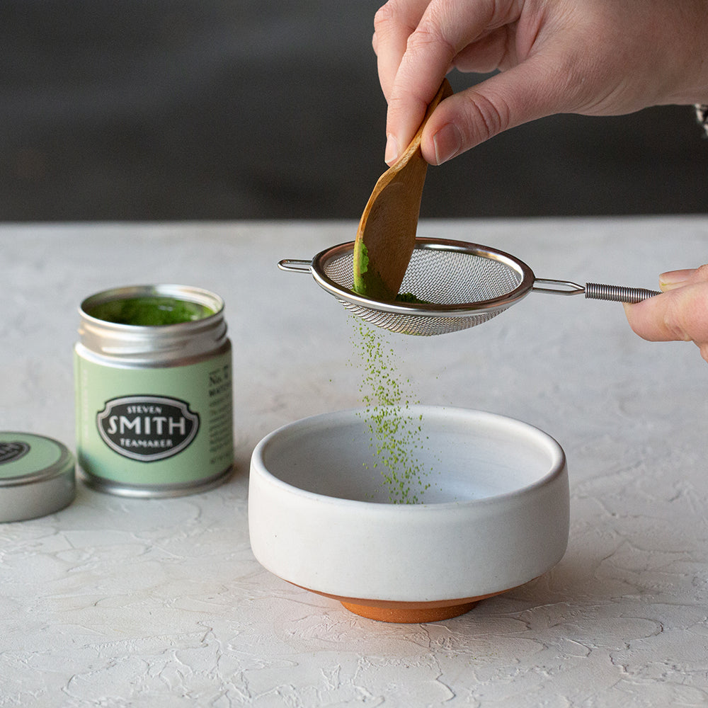 https://www.smithtea.com/cdn/shop/products/Matcha-Sifter-in-use.jpg?v=1691779305